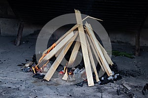 Fire place with arranged wood for barbeque