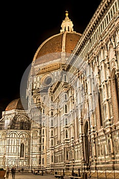 Firenze duomo at night