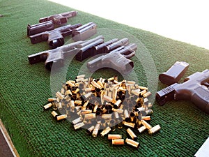 Paľba rozsah streľba zbrane pištole tréning vonkajšia munície 