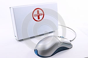 First Aid box standing up with mouse