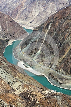 The First Bend of the Yangtze River