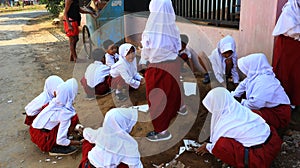 First day school of elementary school students