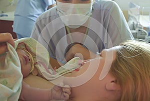 The first moments of mother and newborn after childbirth