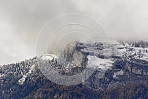 Il primo la neve sul gridare 