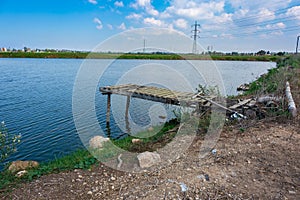 Fish growing ponds and migrating birds in Israel