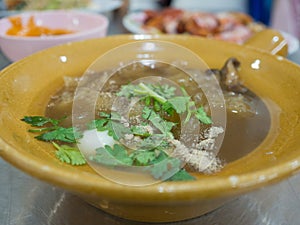 Fish maw in chicken broth