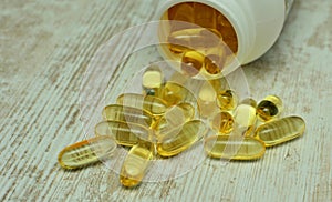 Fish oil capsules with omega 3 and vitamin D