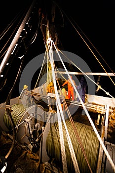 Fishermen choose a trawl with fish