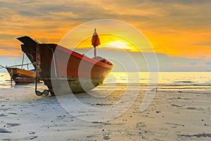 Fishing boat on img