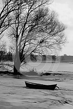 A fishing boat on the river Elbe