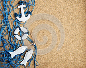 Fishing net with summer decorations