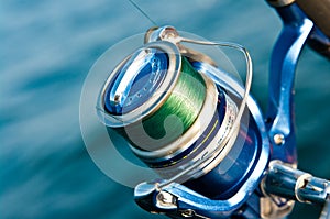 Fishing reel