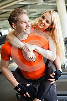 Fitness couple in gym