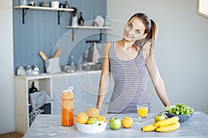 Fitness Food. Healthy Eating Woman On Diet Drinking Fresh Detox Juice, Smoothie For Breakfast. Closeup Of Beautiful Smiling Girl W