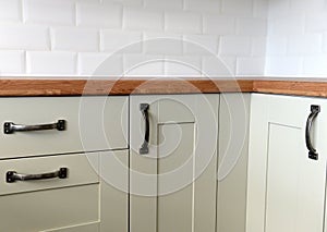 Fitted modern kitchen units photo