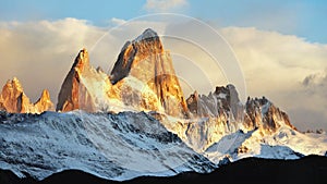 Fitz Roy Chalten Patagonia Mountains Sunrise