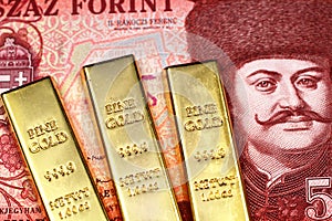 Five hundred Hungarian bank note with three gold bars