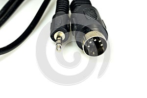 Five-pin male 180Â° DIN connector and 3.5mm phono jack