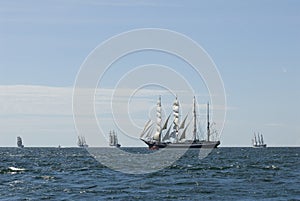 Five tall ships and horizon