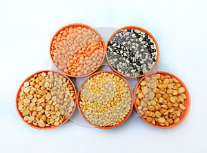 Five types of lentils that are widely consumed are mung bean, chickpea lentil, black gram, red masur lentil, and pigeon pea.