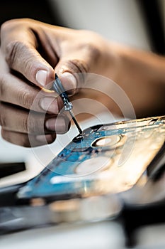 Fixing computer hardware