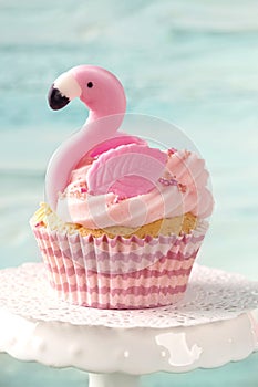 Flamingo cup cake