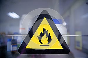 Flammable chemical label