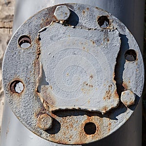 Flange on the old pipeline