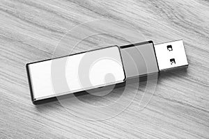 Flash memory drive