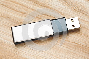 Flash memory drive