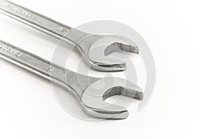 Flat ring spanner