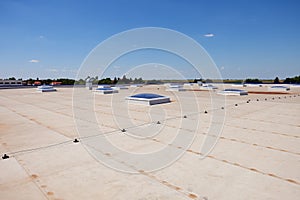 Flat roof on industrial hall