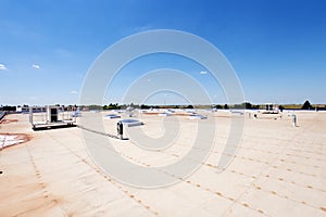 Flat roof on industrial hall