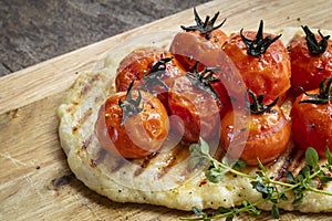 Flatbread with Roasted Cherry Tomatoes and Thyme