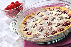 Flaugnarde with raspberries