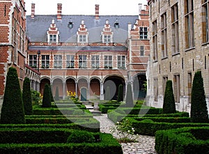 Flemish courtyard 1