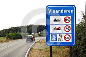 Flemish Region border signboard