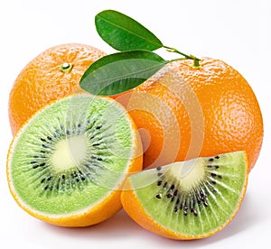 Flesh kiwi cut ripe orange.