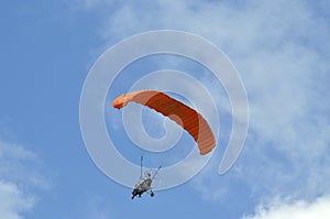 Flight of a motor paraplan