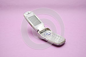 Flip cell phone