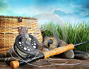 Flly fishing equipment and basket