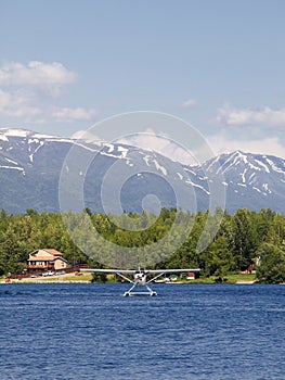 Float plane on Seymore lake