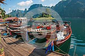 Floating houses and long tail boats at Chieou Laan lake