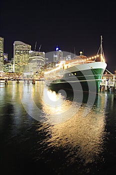 Floating Restaurant at Darling Harbour