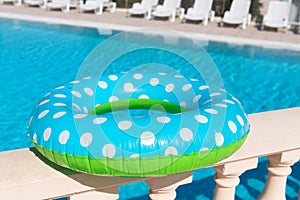 Floating toy for swimming pool