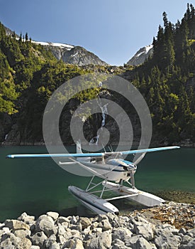 Floatplane - Rocky Mountains - Canada