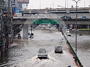 FLOOD THAILAND 2011