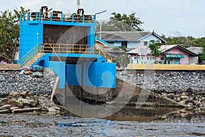 Floodgates small For turn-off. photo