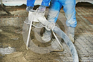 Floor cement covering plastering work