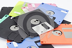 Floppy disk magnetic